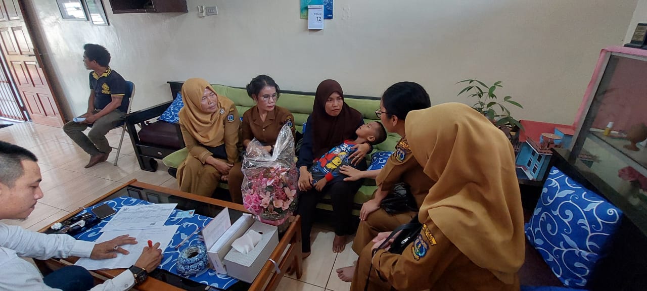 Dinas sosial kota tebing tinggiPenjemputan Anak Terlantar Kepada Orang Tua