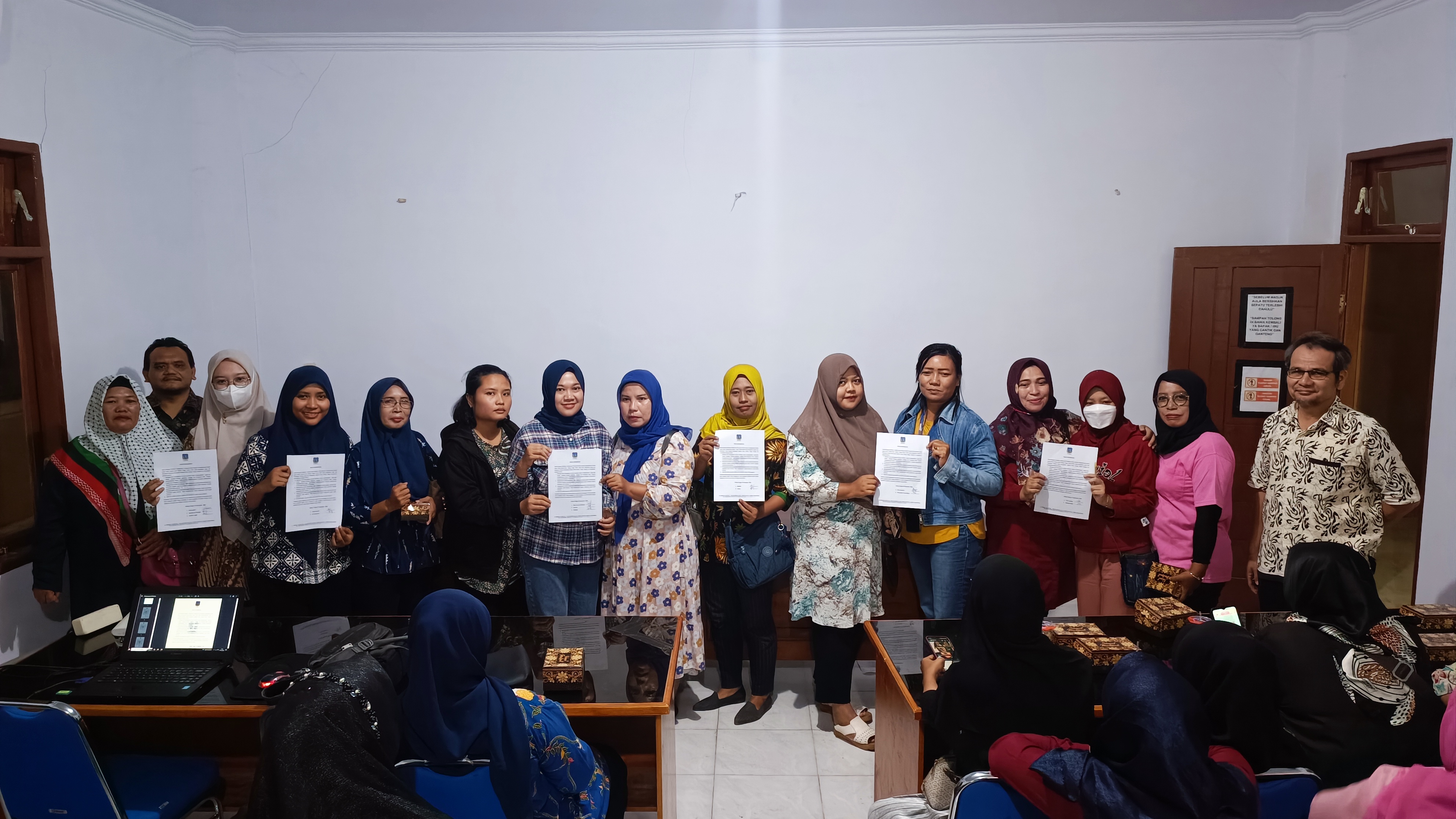 Dinas sosial kota tebing tinggiPenandatanganan Pakta Integritas Netralitas Petugas Verivali DTKS Kota Tebing Tinggi